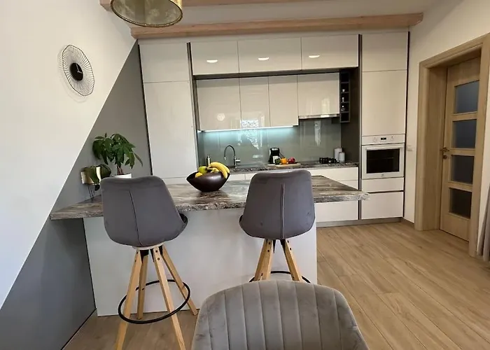 House Diva With A Pool Svetvinčenat