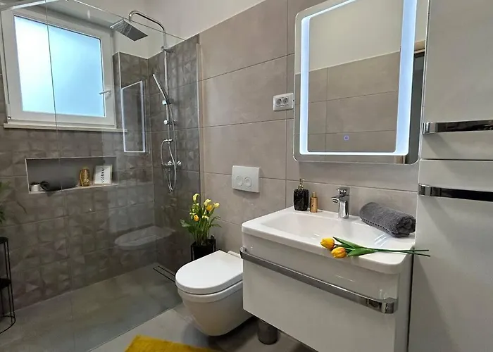 House Diva With A Pool * Svetvinčenat