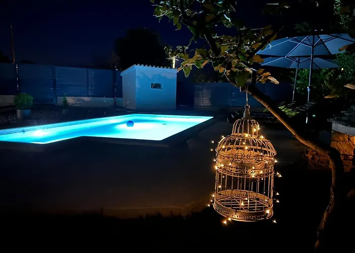 House Diva With A Pool